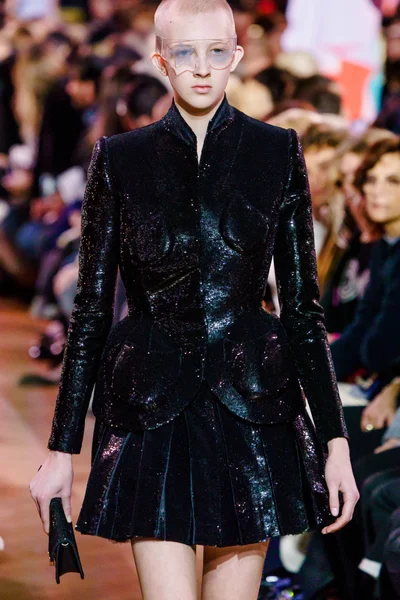 Look 51